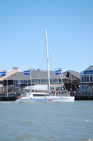 sailboat charter